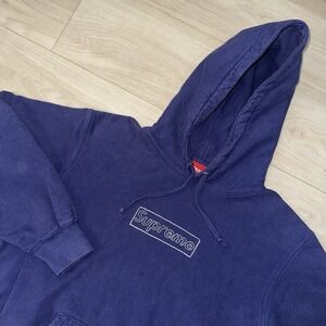 Supreme Kaws Chalk Box Logo Washed Navy Size Medium Streetwear Hype Skater